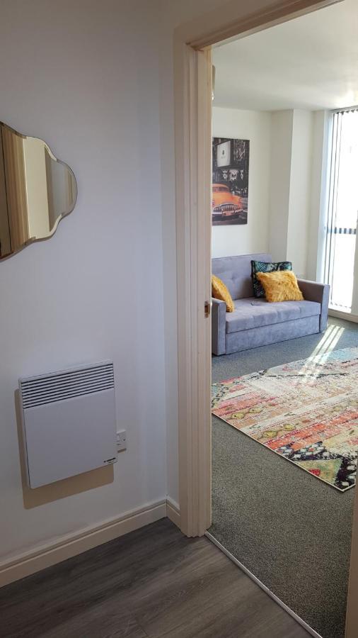 City Centre 1 Bed Apartment With Free On Site Parking With Cctv By Lets Relocations Birmingham Exterior photo